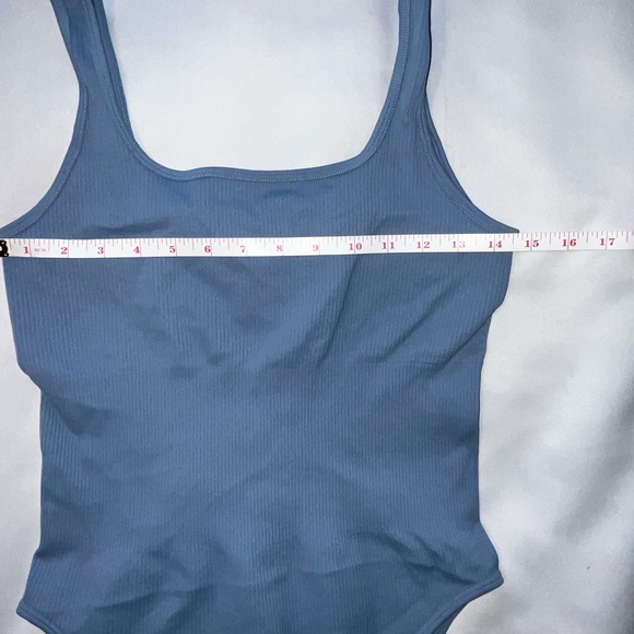 OQQ Ribbed Body Suit Tank Snap Closure Size Large - Picture 5 of 6